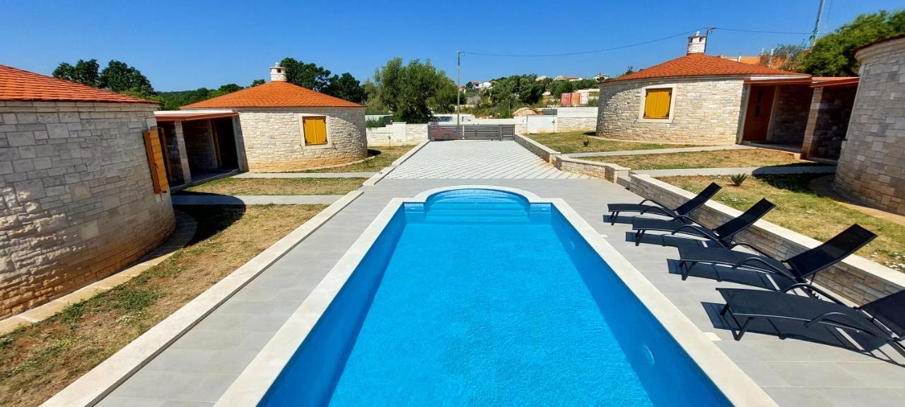 Apartmani Belavic - Kazuni Peruški Exteriér fotografie